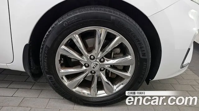 Kia The New Carnival id 2892081 из Кореи 15