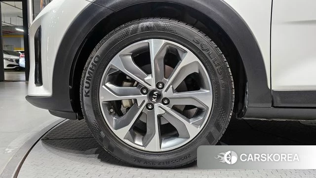 Kia Stonic id 3943009 из Кореи 15