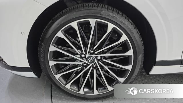 Hyundai Grandeur (GN7) id 4488775 из Кореи 15