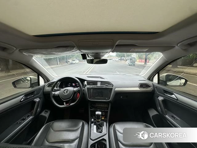 Volkswagen Tiguan L PHEV 2021 Белый из Китая, фото 5
