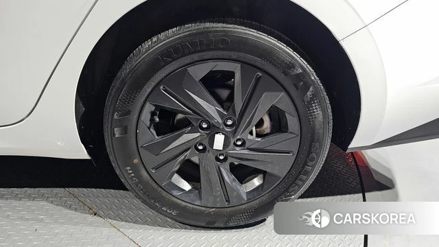 Hyundai Avante (CN7) id 3877876 из Кореи 15