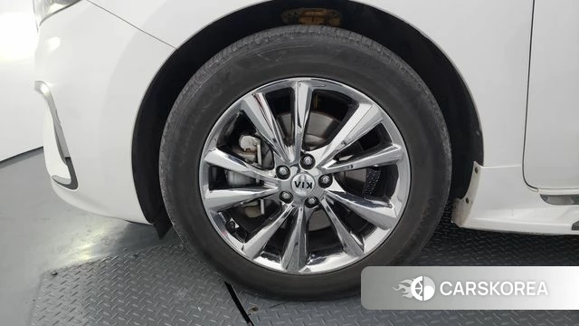 Kia The New Carnival id 3801530 из Кореи 14