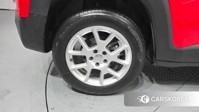 Jeep Renegade id 4609491 из Кореи 27