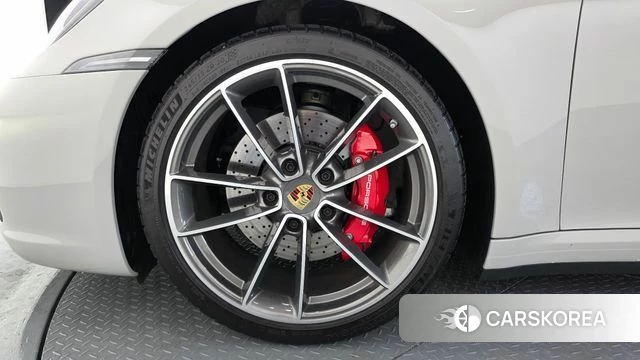 Porsche 911(992) id 3896708 из Кореи 15