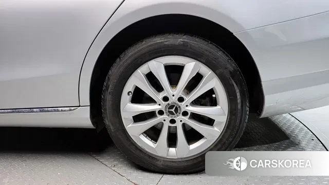 Mercedes-Benz C-Class W205 id 3713814 из Кореи 15