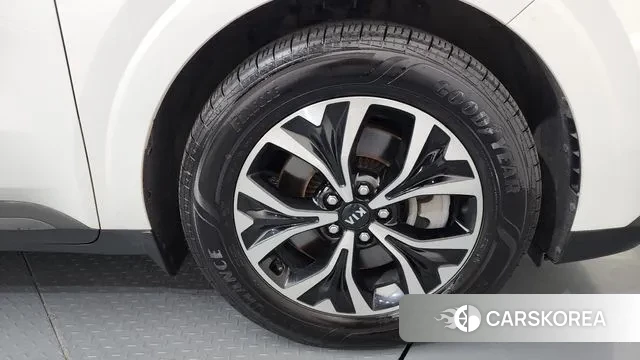 Kia Carnival 4th generation id 3556674 из Кореи 15