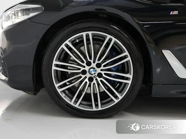 BMW 5 Series (G30) id 4873201 из Кореи 15