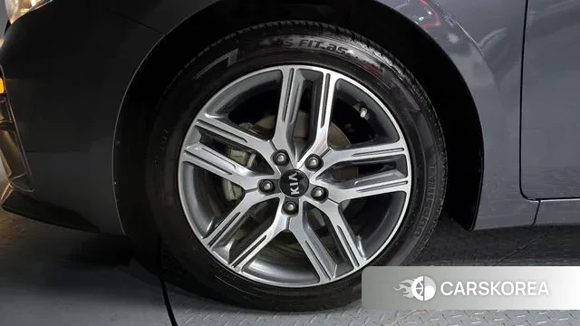 Kia Come New K3 id 3661577 из Кореи 15