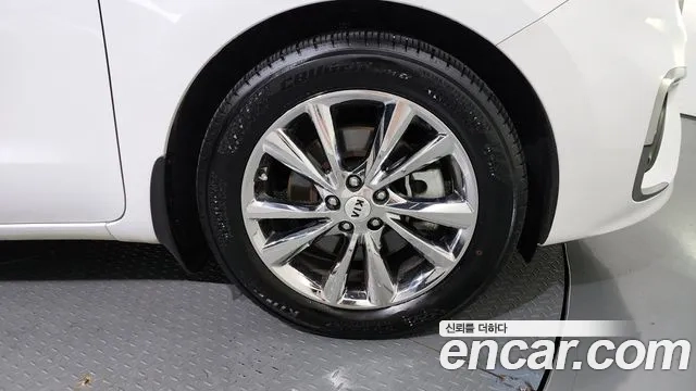 Kia The New Carnival id 2922364 из Кореи 15