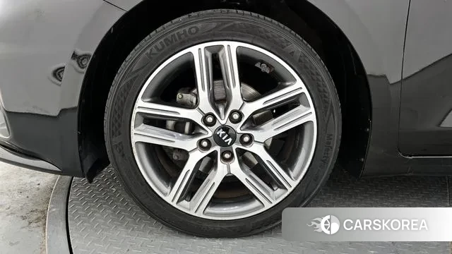 Kia Come New K3 id 3766747 из Кореи 15