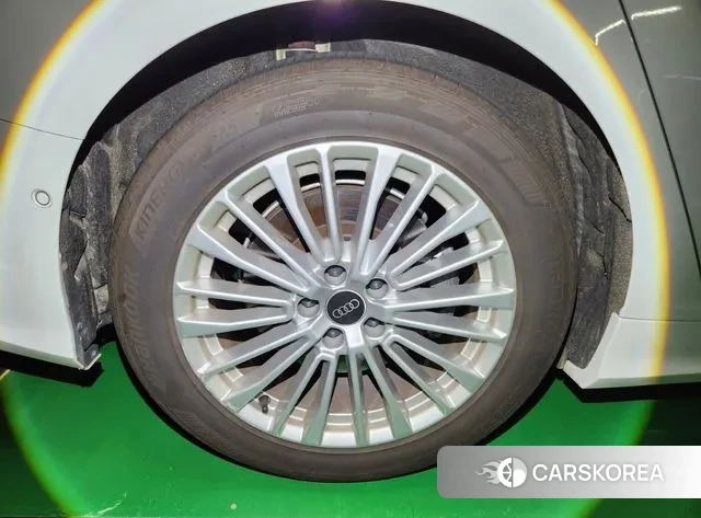 Audi A6 (C8) id 3225562 из Кореи 5