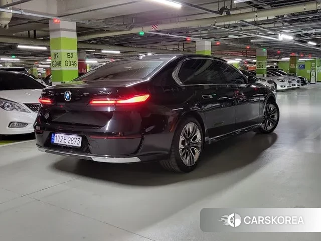 BMW 7 Series (G70) id 3338719 из Кореи 15