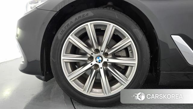 BMW 5 Series (G30) id 4780968 из Кореи 15