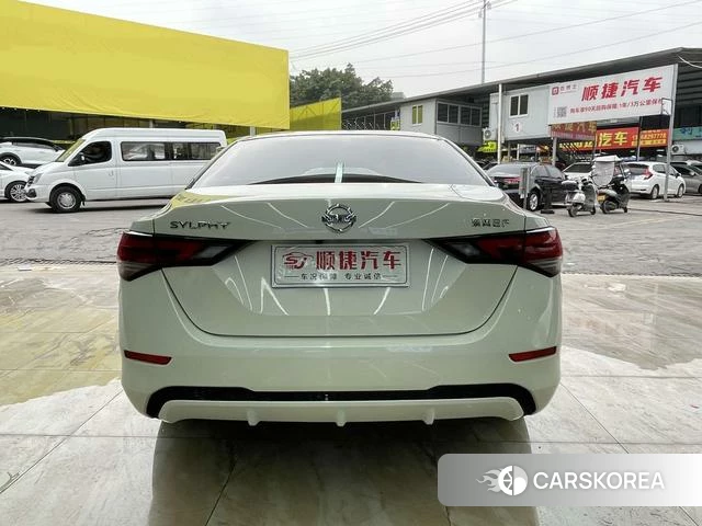 Nissan Xuan Yi id 4276558 из Китая 9