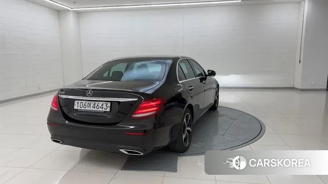 Mercedes-Benz E-Class W213 id 3494096 из Кореи 15