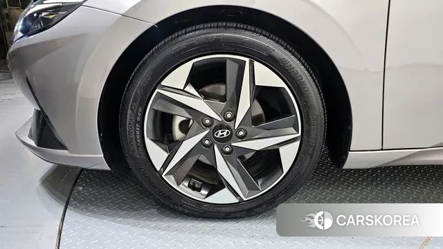 Hyundai Avante (CN7) id 3317650 из Кореи 15