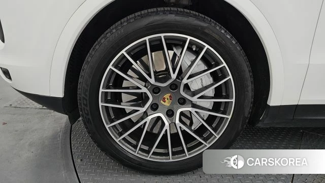 Porsche Cayenne (PO536) id 4284495 из Кореи 33
