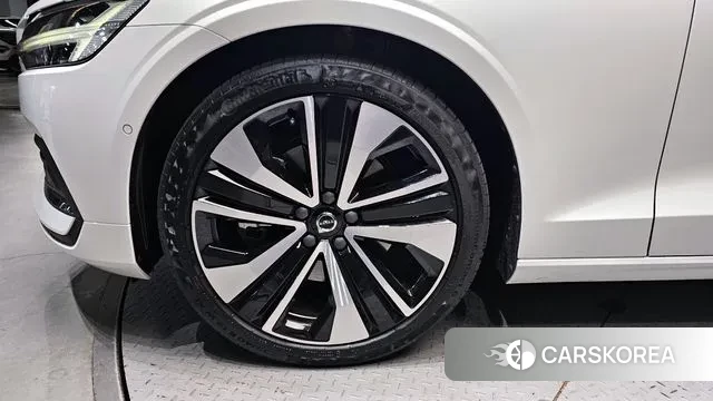 Volvo S60 3rd generation id 3399870 из Кореи 15