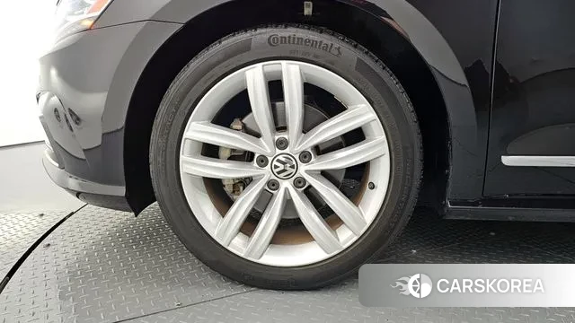 Volkswagen The New Passat id 2941397 из Кореи 15