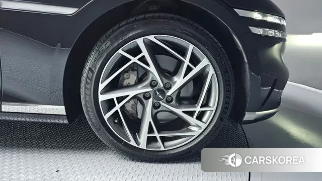 Genesis G90 (RS4) id 3300417 из Кореи 15