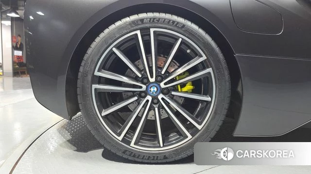 BMW i8 id 4525630 из Кореи 30