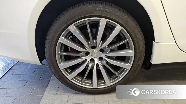 Maserati Quattroporte id 2971287 из Кореи 15