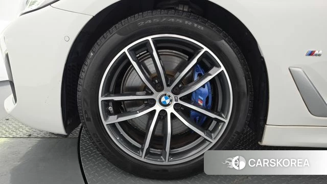 BMW 5 Series (G30) id 4730565 из Кореи 28