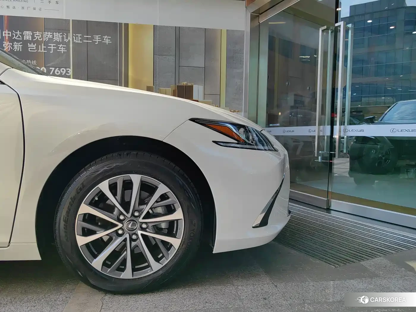 Lexus ES 2024 Белый из Китая, фото 5