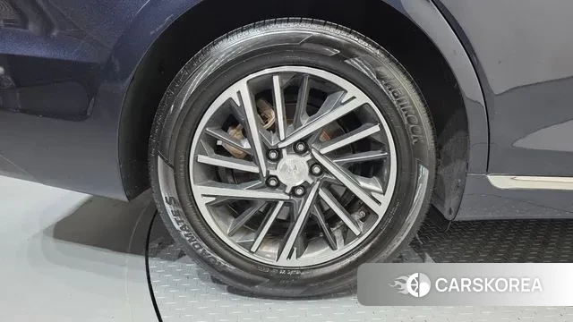 Hyundai The New Grandeur IG id 3237548 из Кореи 15