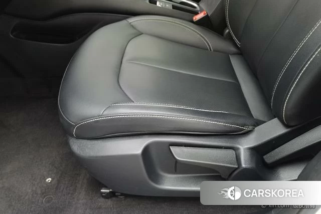 Roewe Ei5 id 4254378 из Китая 19