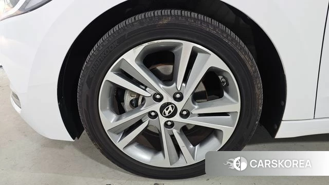 Hyundai Avante AD id 4865445 из Кореи 15