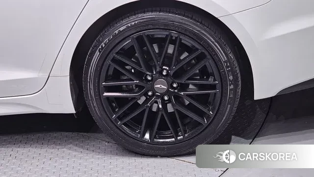 Genesis G70 id 3084782 из Кореи 15