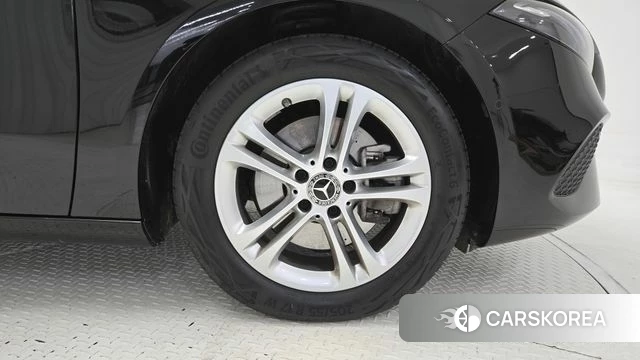 Mercedes-Benz A-Class W177 id 4222692 из Кореи 12