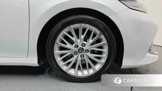 Toyota Camry (XV70) id 3820973 из Кореи 15