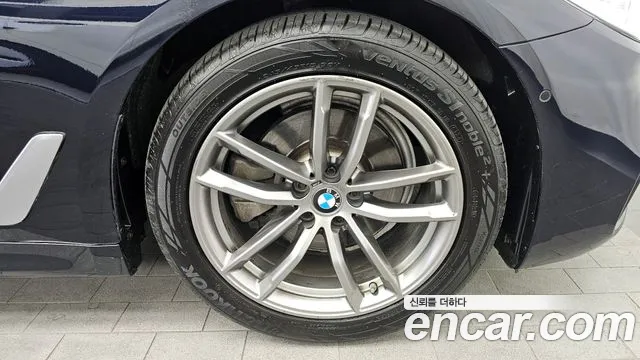 BMW 5 Series (G30) id 2690196 из Кореи 15