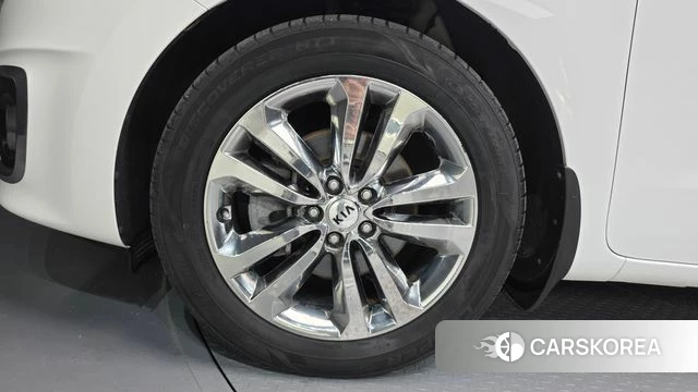 Kia All New Carnival id 3925171 из Кореи 15