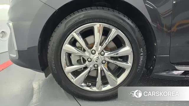 Kia The New Carnival id 3018858 из Кореи 15