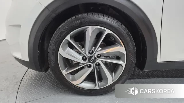 Kia Niro id 3773340 из Кореи 15