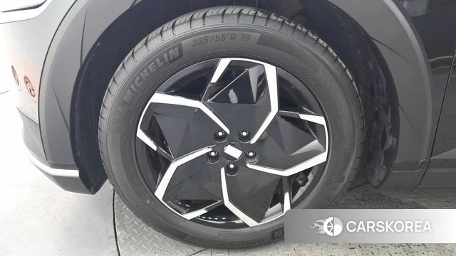 Hyundai Ionic 5 id 4524489 из Кореи 28