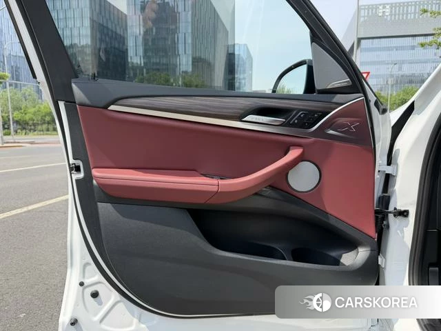 BMW X3 id 4313877 из Китая 23
