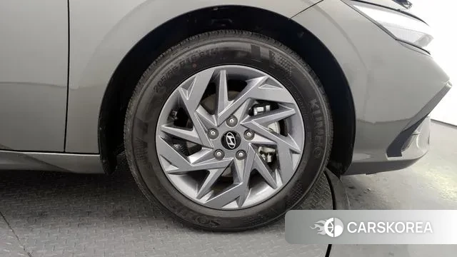 Hyundai The New Avante (CN7) id 3715903 из Кореи 15