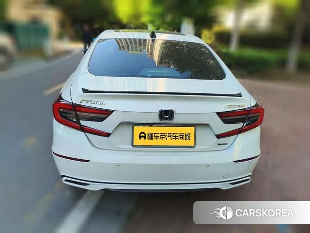 Honda Accord 2023 Белый из Китая, фото 5