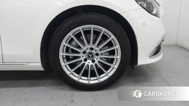 Mercedes-Benz E-Class W213 id 3892183 из Кореи 12