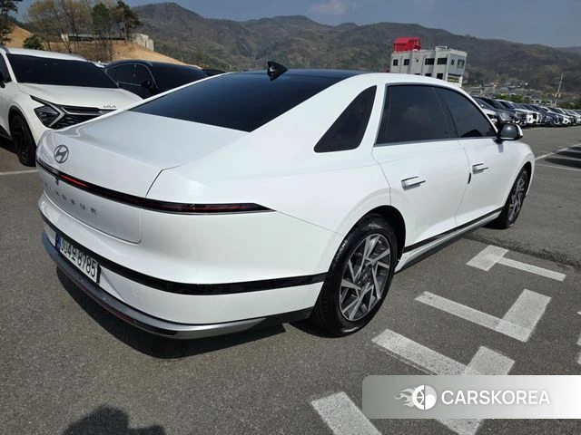 Hyundai Grandeur (GN7) id 3982037 из Кореи 14