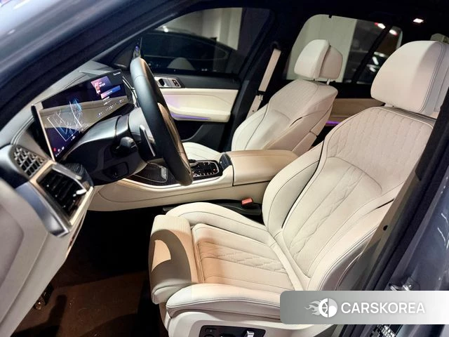 BMW X5 (G05) 2026 Светло-серебряный цвет из Кореи, фото 6