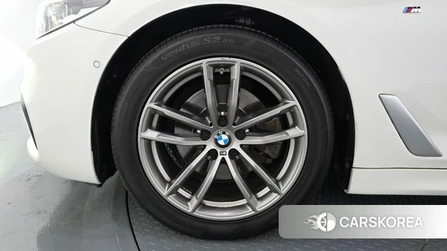 BMW 5 Series (G30) id 4596375 из Кореи 15