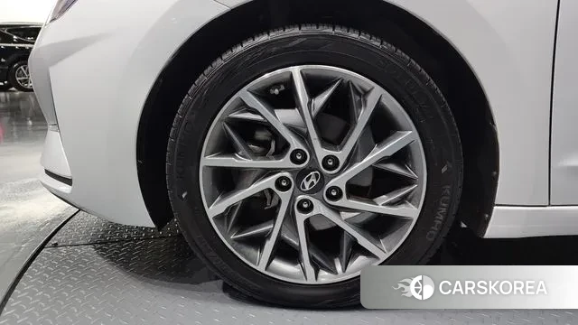 Hyundai The New Avante AD id 3368773 из Кореи 15