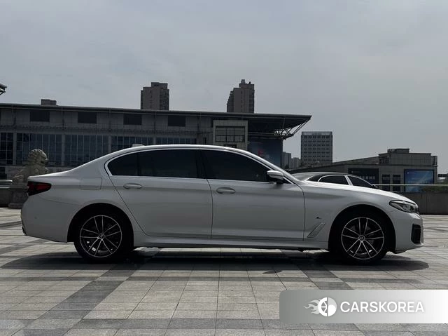 BMW 5 series id 4271849 из Китая 16