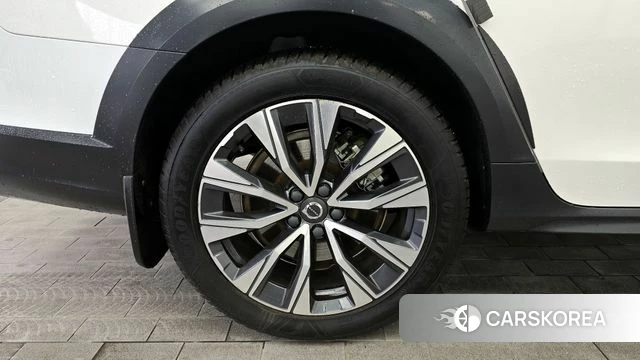 Volvo V90 Cross-Country id 4666808 из Кореи 27
