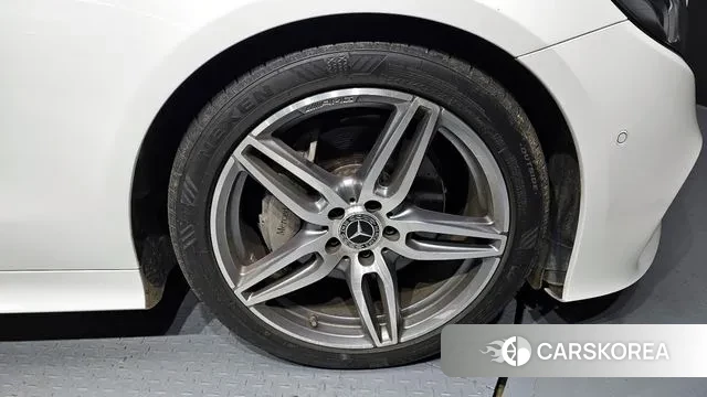 Mercedes-Benz E-Class W213 id 3198537 из Кореи 15